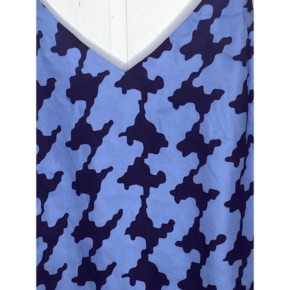 NWT L’Agence V Neck Camisole Size XS Gabriella 100%‎ Silk Dusk/Dark Aster - Picture 6 of 10